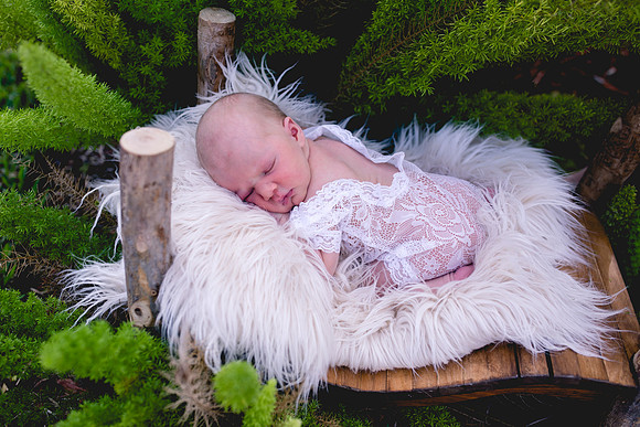 Molly Newborn Portraits (21 of 69)