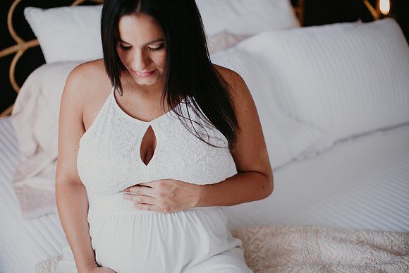 Laura Maternity Portraits (3 of 33)