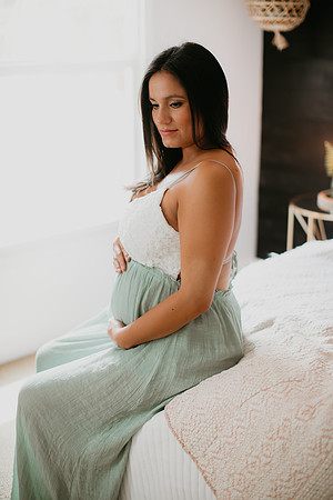 Laura Maternity Portraits (7 of 33)