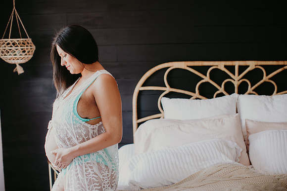 Laura Maternity Portraits (32 of 33)