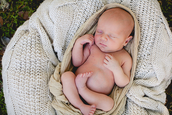 George's Newborn Portraits (3 of 9)