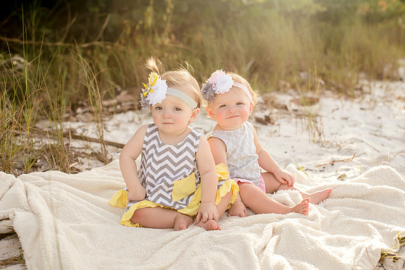 Malerie twins one year-20