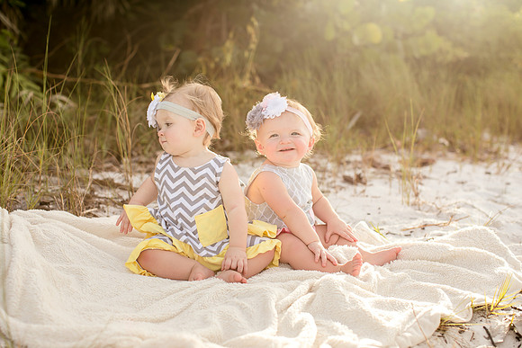 Malerie twins one year-19