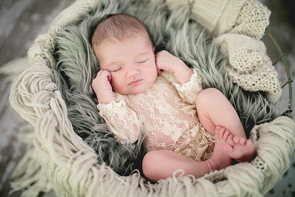 Everly Newborn Portraits (6 of 26)