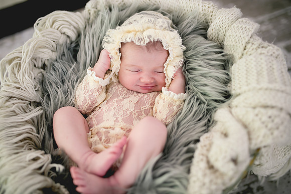 Everly Newborn Portraits (1 of 26)