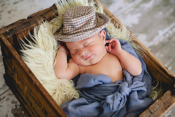 Beckett Newborn Portraits (8 of 50)