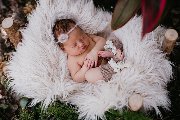 Lillian Newborn Portraits (14 of 52)