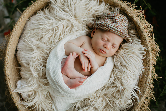 Jackson Newborn Portriats (37 of 37)