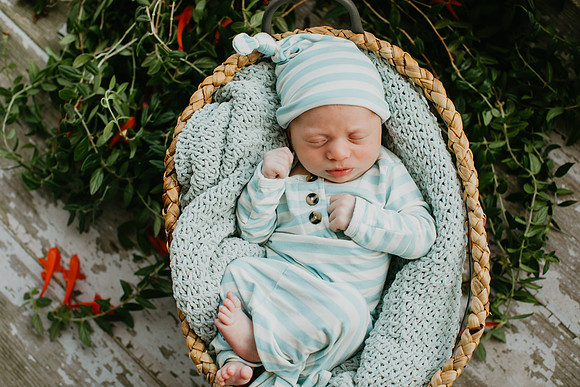 Jackson Newborn Portriats (9 of 37)