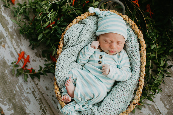 Jackson Newborn Portriats (10 of 37)