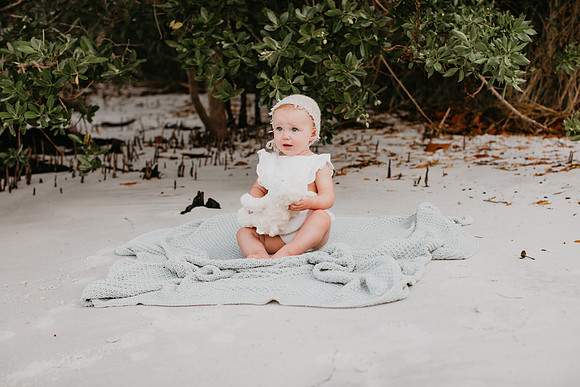 Maci One Year Portraits-25
