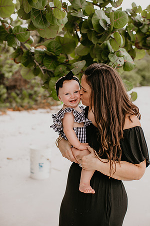 Maci One Year Portraits-17