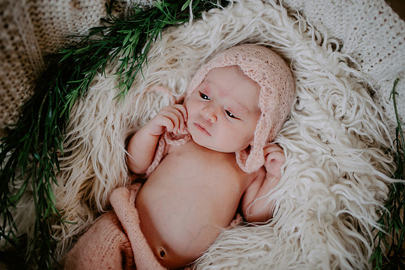 Chloe's Newborn Portraits (14 of 49)