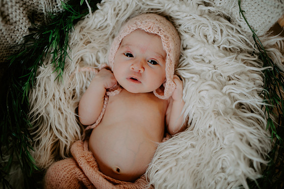 Chloe's Newborn Portraits (11 of 49)
