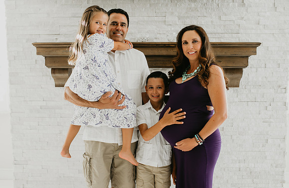 Lisa Maternity Portraits (5 of 36)