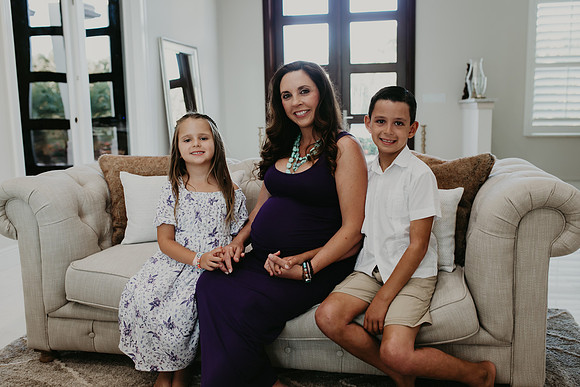 Lisa Maternity Portraits (2 of 36)