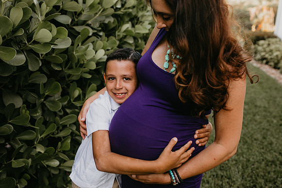 Lisa Maternity Portraits (28 of 36)