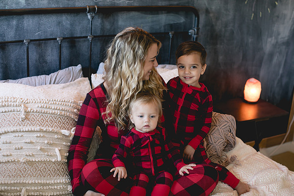 Delaney and kiddos (10 of 20)
