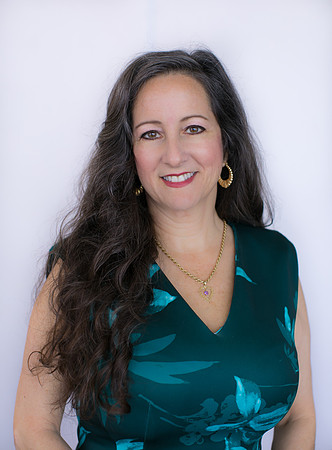 Karen Executive Portraits (1 of 4)