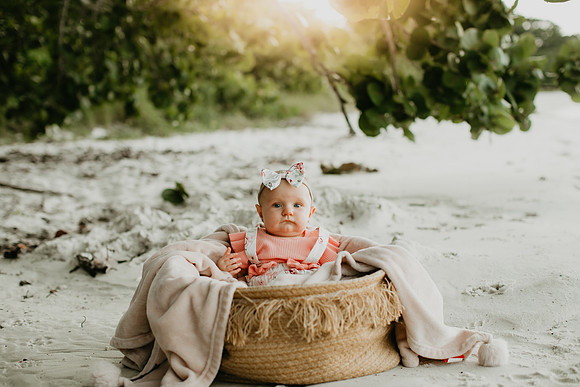 Adalyn 6 months portraits (6 of 63)