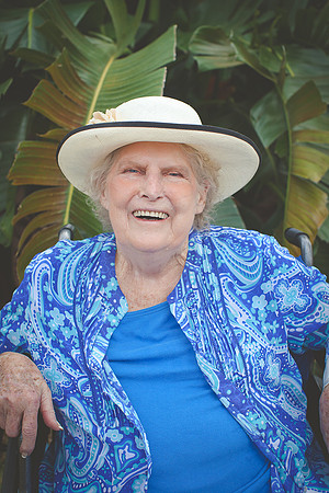 Cathy's Mom (37 of 54)