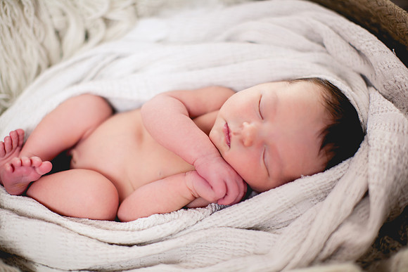 Grace Newborn Portraits (11 of 41)