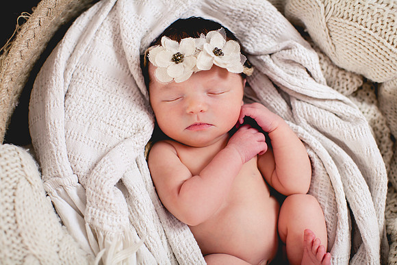 Grace Newborn Portraits (16 of 41)