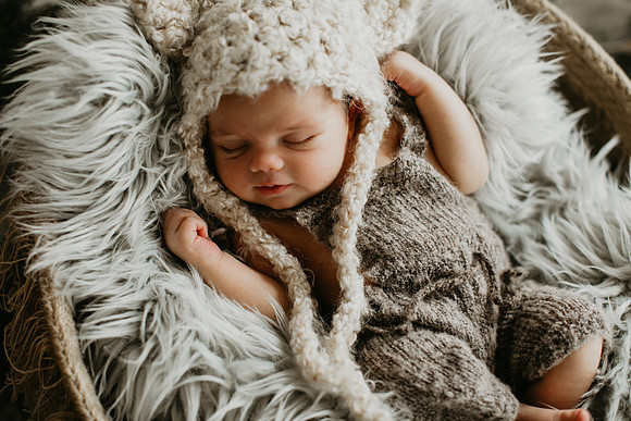Baby Bear Newborn Portraits (18 of 95)