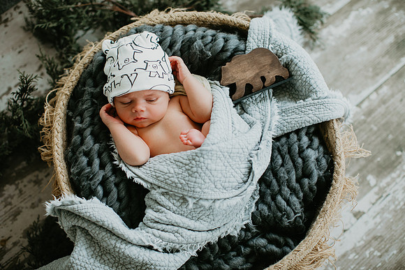 Baby Bear Newborn Portraits (4 of 95)
