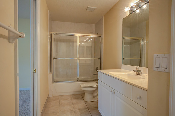 138 Victorian Lane-28