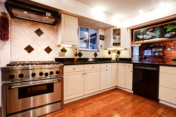618 Hidden River Ave-18