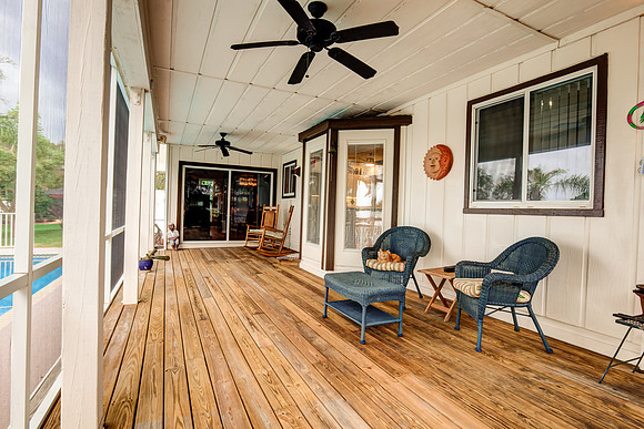 618 Hidden River Ave-19