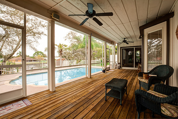 618 Hidden River Ave-20