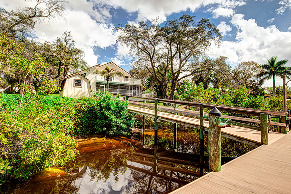 618 Hidden River Ave-41