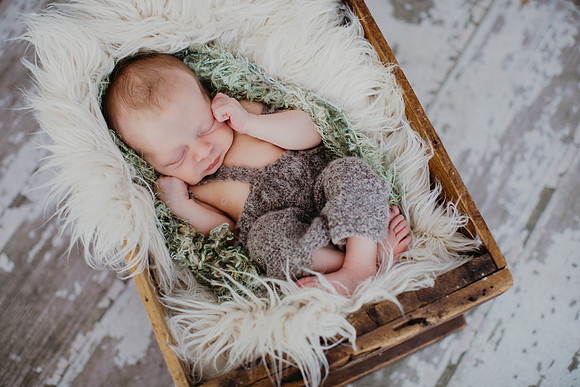 Garison's Newborn Portraits  (27 of 49)
