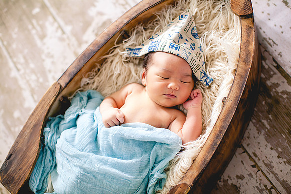 Chief newborn portraits-2