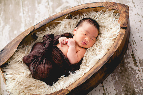 Chief newborn portraits-11