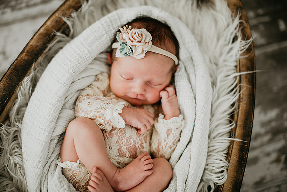 Adalyn Newborn Portraits (2 of 58)