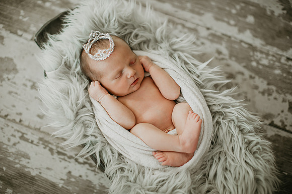 Adalyn Newborn Portraits (18 of 58)