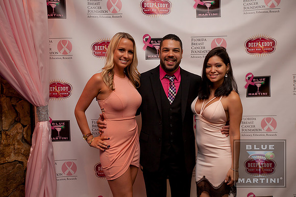 Blue Goes Pink (9 of 127)