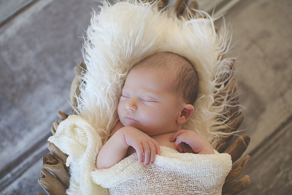 Ethan Newborn-16