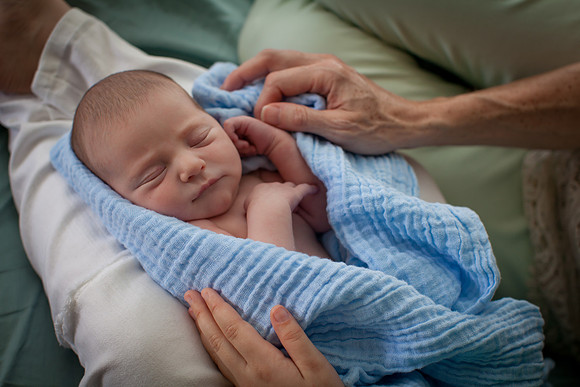 Ethan Newborn-7