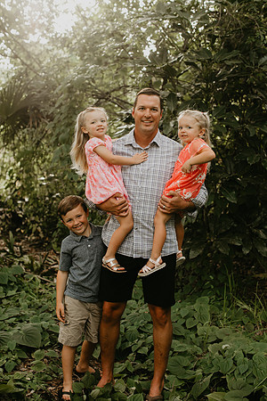 Bloomquist Family Portraits (23 of 61)
