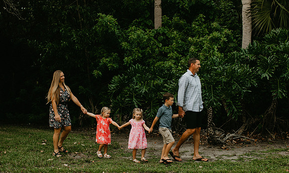 Bloomquist Family Portraits (26 of 61)