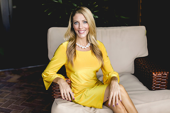 Dina Executive Portriats (6 of 8)