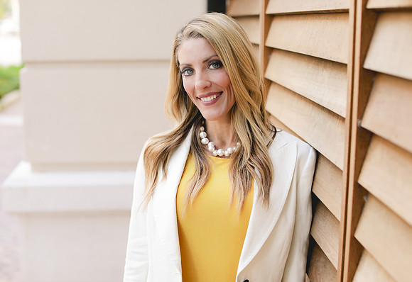 Dina Executive Portriats (5 of 8)