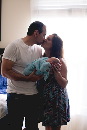 Gavin Newborn Portraits (22 of 48)