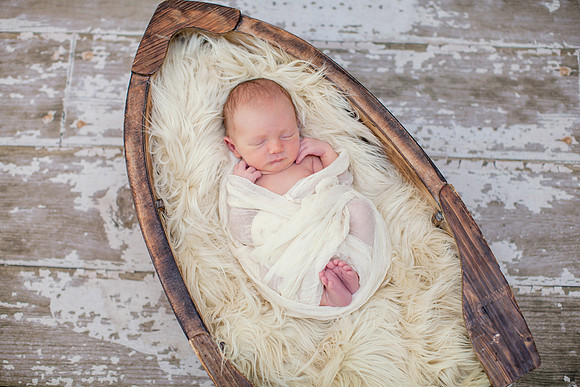 Gavin Newborn Portraits (40 of 48)