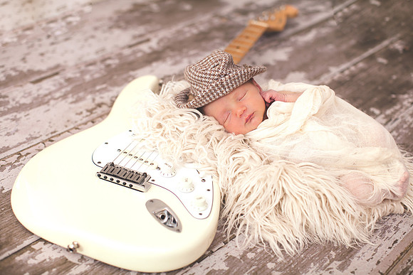 Gavin Newborn Portraits (44 of 48)