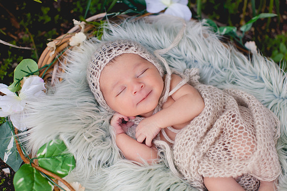 Baby Eva Newborn Portraits (4 of 29)